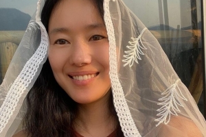 ‘한의사♥’ 윤진서, 결혼 6년만에 임신… “내년 초 출산”