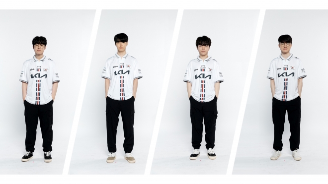 기아 로고가 그려진 공식 유니폼을 입은 한국 e스포츠 국가대표 선수들. 기아 제공