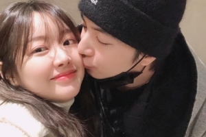 ‘4년 열애’ 천둥♥미미, 결혼 예고 “평생 함께 하고싶다”