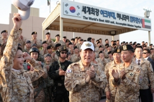 [단독] 외교·국방 협력의 상징 아크부대… “韓 군사기술·군인정신 전수 본보기”