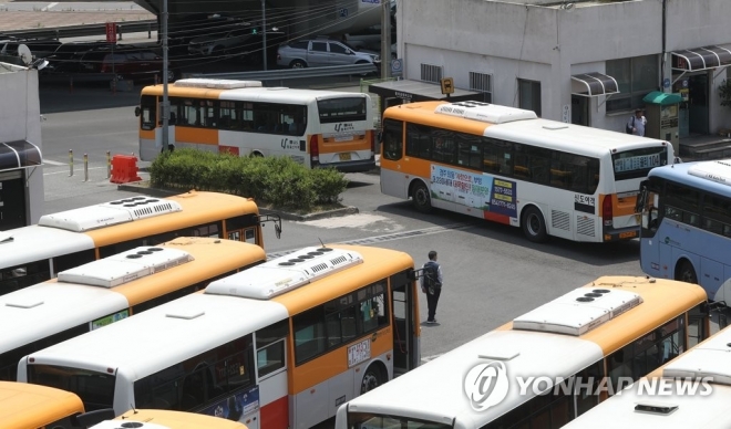 울산지역 시내버스 요금이 다음달부터 인상된다. 연합뉴스