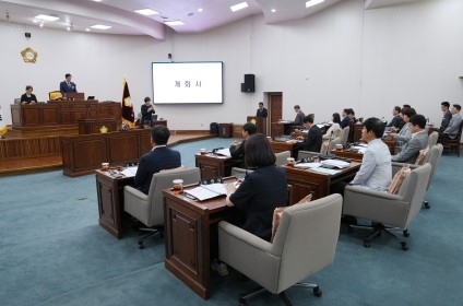 18일 하남시의회 제322회 임시회 제1차 본회의 모습. 하남시의회 제공