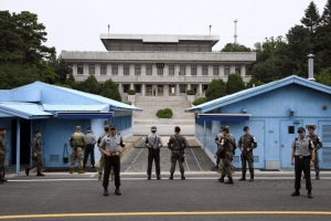 美, 미군 장병 월북 확인 “국방부가 北과 접촉, 바이든도 면밀 주시”