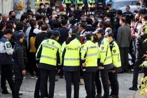 ‘연쇄 성범죄자’ 박병화 퇴거 못시킨다…집주인, 명도소송 패소