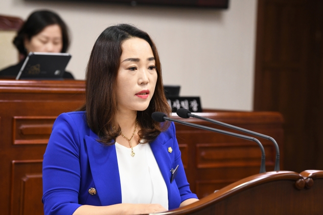 최현아 순천시의원이 국립 순천대학교의 글로컬대학 30 본지정 선정 지원을 촉구하고 있다.