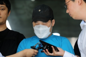 “조선족 2세, 도박빚, 이혼남” 신림동 범인 추측 난무…신상공개 될까