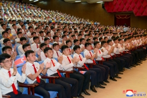 北 이번엔 ‘심야 미사일’… 전승절 추가 도발 가능성