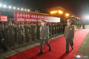 중러 고위급 대표단 초청한 김정은… 이례적 동시 방북 ‘밀착’ 과시[정전 70주년]