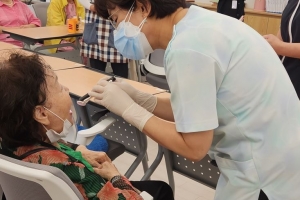 광진구의 움직이는 치과, 어르신 대상 ‘찾아가는 구강관리 서비스’