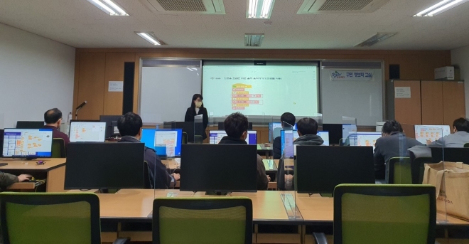 서울 구로구가 지난해 진행한 코딩 드론 교육 현장 모습. 구로구 제공