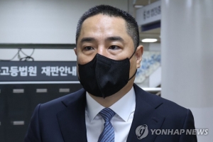 검찰, ‘지방선거 금품 제공 혐의’ 강용석 징역 1년 6개월 구형