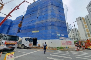 안성 신축공사장 1개층 붕괴 …2명 사망·  4명 중·경상