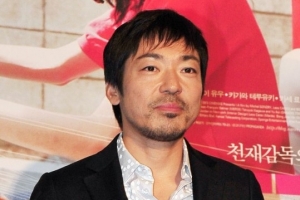 ‘성추행 논란’ 국민배우, 30세 연하와 비밀 재혼…“아들 낳았다”