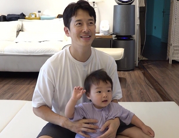 배우 최필립과 아들 도운. KBS2 ‘슈퍼맨이 돌아왔다’