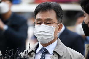 [단독] “김만배, 10년 전 이재명과 법조 취재기자들 식사 주선했다”