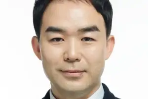 한 총리 첫 신임 국무총리 비서실장에 채이배 전 의원