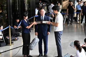 만반의 준비한 檢, 진술서로 갈음한 李…“무자비한 탄압은 이미 예정”