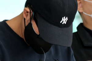 “경찰관 살해·권총 강탈 영향?”…은행강도 이정학 징역20년→무기