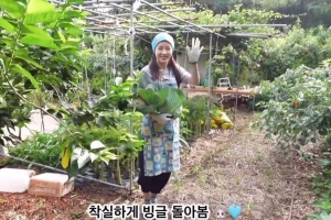 작품 활동 뜸한 톱 女배우, 시골서 전원생활 포착