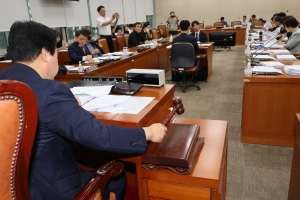 [보도그후] ‘익명 출산’ 가능한 ‘보호출산제’ 복지위 소위 통과