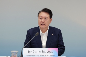 정부, 10월 2일 임시공휴일 지정 검토…연휴 최대 6일 쉰다