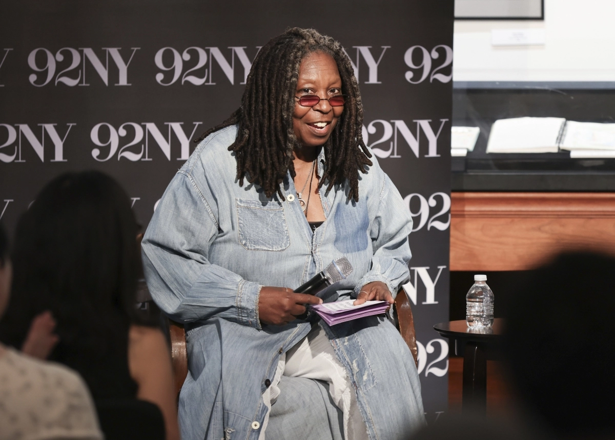 우피 골드버그. AP 연합뉴스