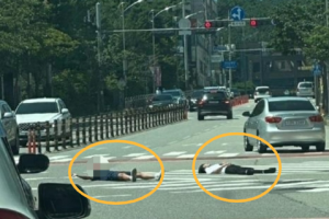 스쿨존·횡단보도 놀이 삼아 ‘大’자로 누운 중학생들