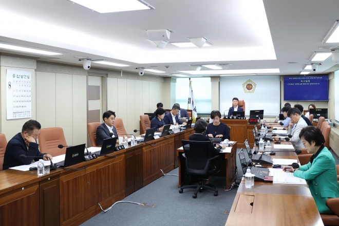 지난 25일 열린 서울시의회 지하철도 지하화 실현 위한 특별위원회(위원장 이봉준) 업무보고