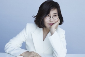 이선희, ‘법인카드 유용’ 배임 혐의로 검찰 송치