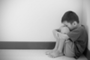 1세 아들 둔기로 패 ‘두개골 골절’…재혼 반년 만에 둘 다 감옥