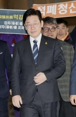 이재명 더불어민주당 대표가 9일 오전 10시 30분 피의자 조사를 받기위해 수원지검에 출석한다. 연합뉴스