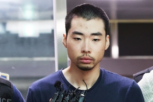 ‘서현역 흉기’ 최원종, 언론에 편지…“구치소 벌써 괴로워, 몇십년은 고문”