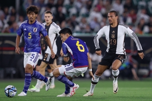 일본이 10일 독일 볼프스부르크에서 열린 독일과의 평가전에서 4-1 대승을 거뒀다. AFP 연합뉴스