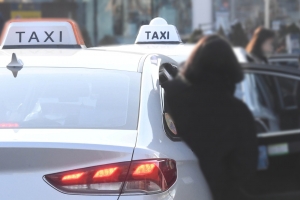 “학생, 나쁜 일 아니죠?” 택시기사의 눈썰미…수상한 승객 가방 속엔