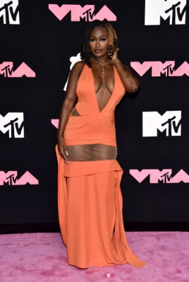Kaliii arrives at the MTV Video Music Awards on Tuesday, Sept. 12, 2023, at the Prudential Center in Newark, N.J. AP 뉴시스