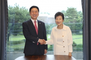 김기현 “미국에선 1조원 배상”…‘가짜뉴스’와 전쟁 선포