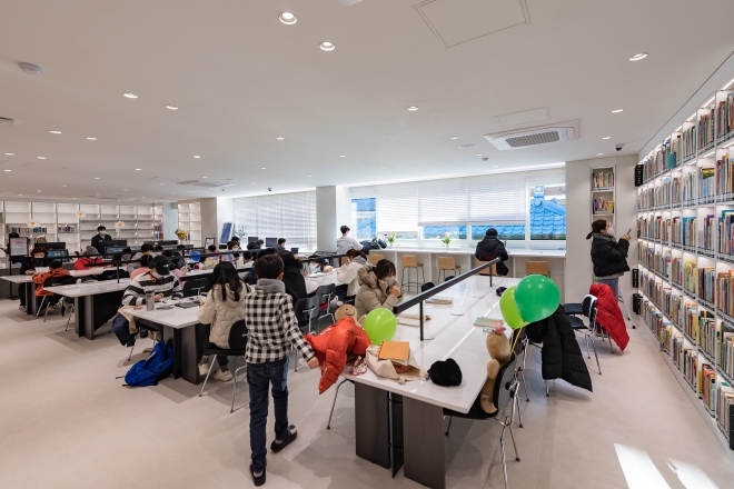 서울 광진구 자양제4동도서관의 모습. 구는 구립도서관 휴관일에도 자료실을 개방한다고 밝혔다. 광진구 제공