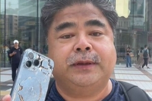 아이폰 박살 낸 中 유명 배우... “수리비 너무 비싸”