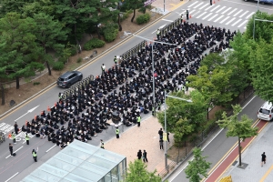 교권회복 4법 국회 문턱 넘어… 무너진 교권 다시 세운다