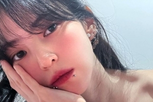한소희, ‘입술 피어싱’·‘타투’ 깜짝 공개