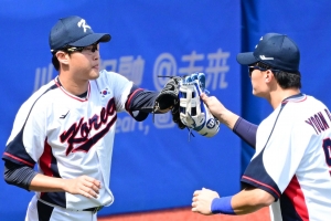 일본 꺾은 한국 야구, 중국만 제치면 결승 간다