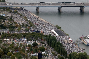 “배달서비스 중단”…100만 모인 여의도 불꽃 축제 현장