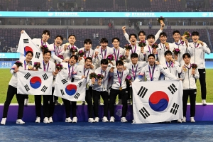 대한민국 남자 축구 ‘아시안게임 3연패’ 쾌거 [포토多이슈]