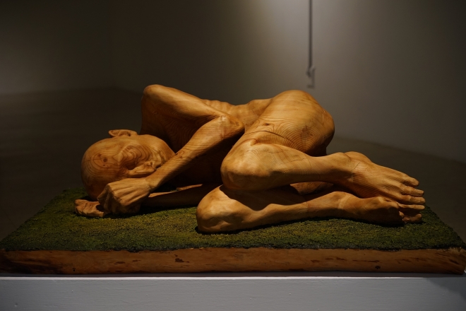 김현준 작가의 ‘네버 엔딩2’(2020), wood, 62x97x37(h)cm.