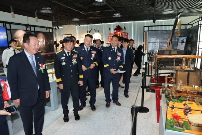 ‘경기소방 역사 사료관’이  지난 7일부터 오산시  경기도국민안전체험관에서 무료로 운영을 시작했다. 경기소방재난본부 제공.