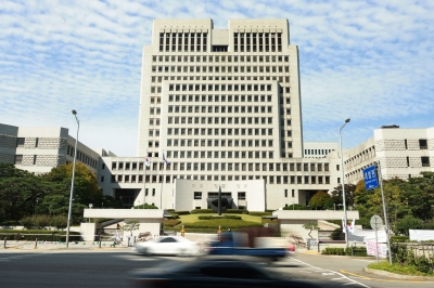 대학 시절 ‘女신입생 소개자료’ 만든 초등교사…대법 “징계 안돼”