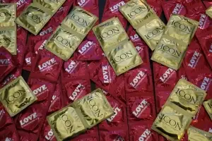 콘돔 3억 5000만원어치 유럽으로…알고 보니 중국산 ‘가짜’였다