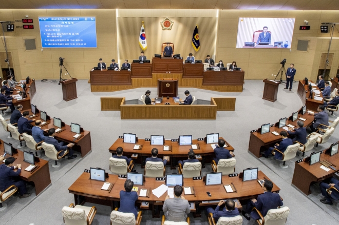 경북도의회 임시회 본회의 전경. 경북도의회 제공