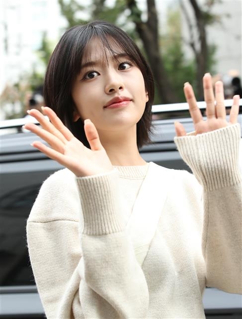 안유진, 클로즈업을 부르는 미모