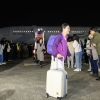우리 수송기로 한국인·일본인 등 220명 귀국… 日 “감사합니다”